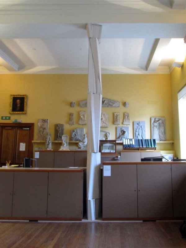 Column Photo